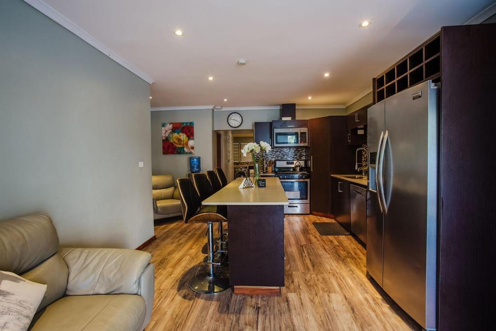 Platinum Cawa Apartments Нанди Экстерьер фото